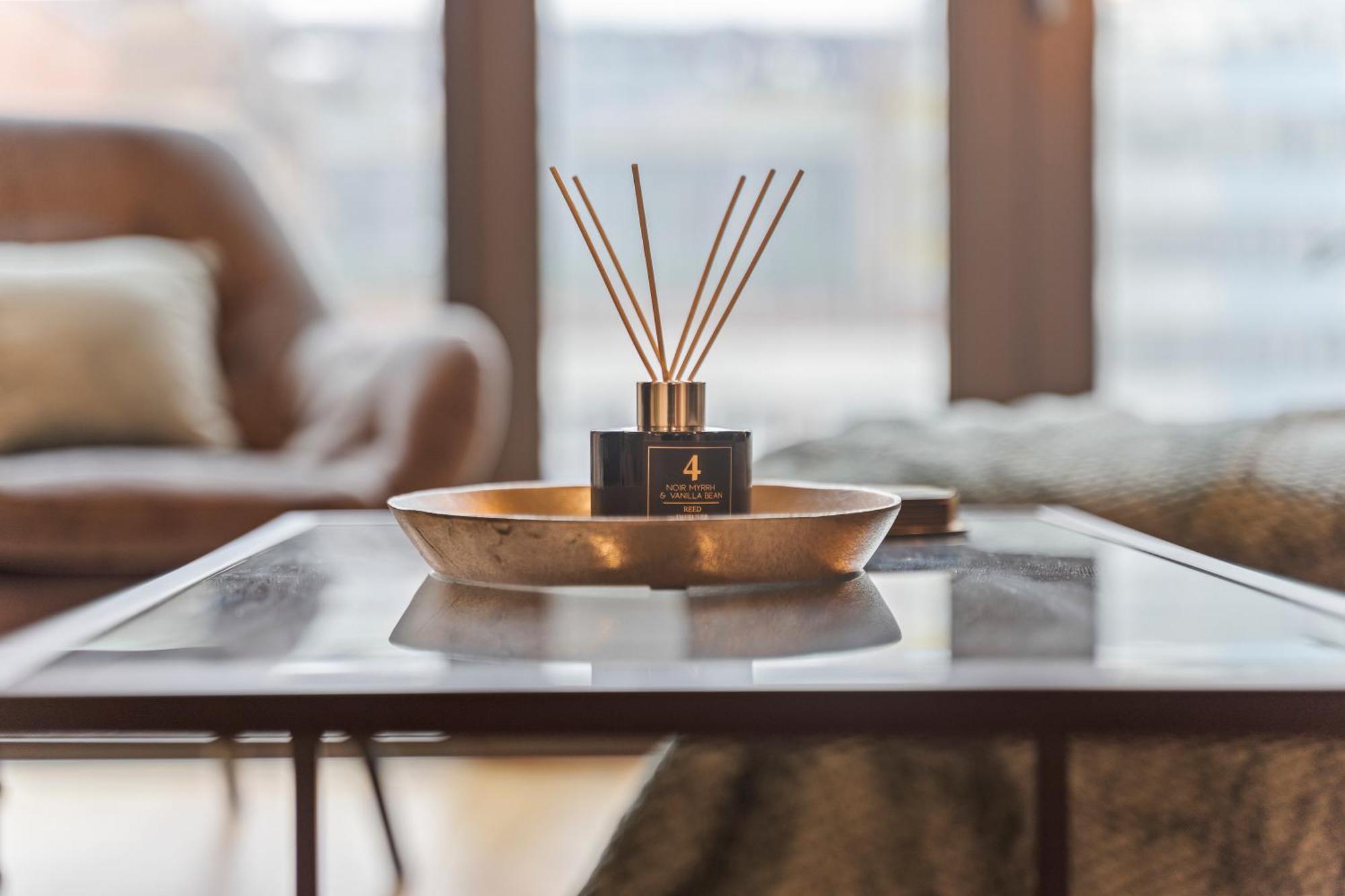 Shanti Suite - 2Bed 2Bath City Centre - Wifi - Netflix- Parking- Modern- Perfect For Family, Contractors, Leisure, Business By Shanti Nights Birmingam Exterior foto
